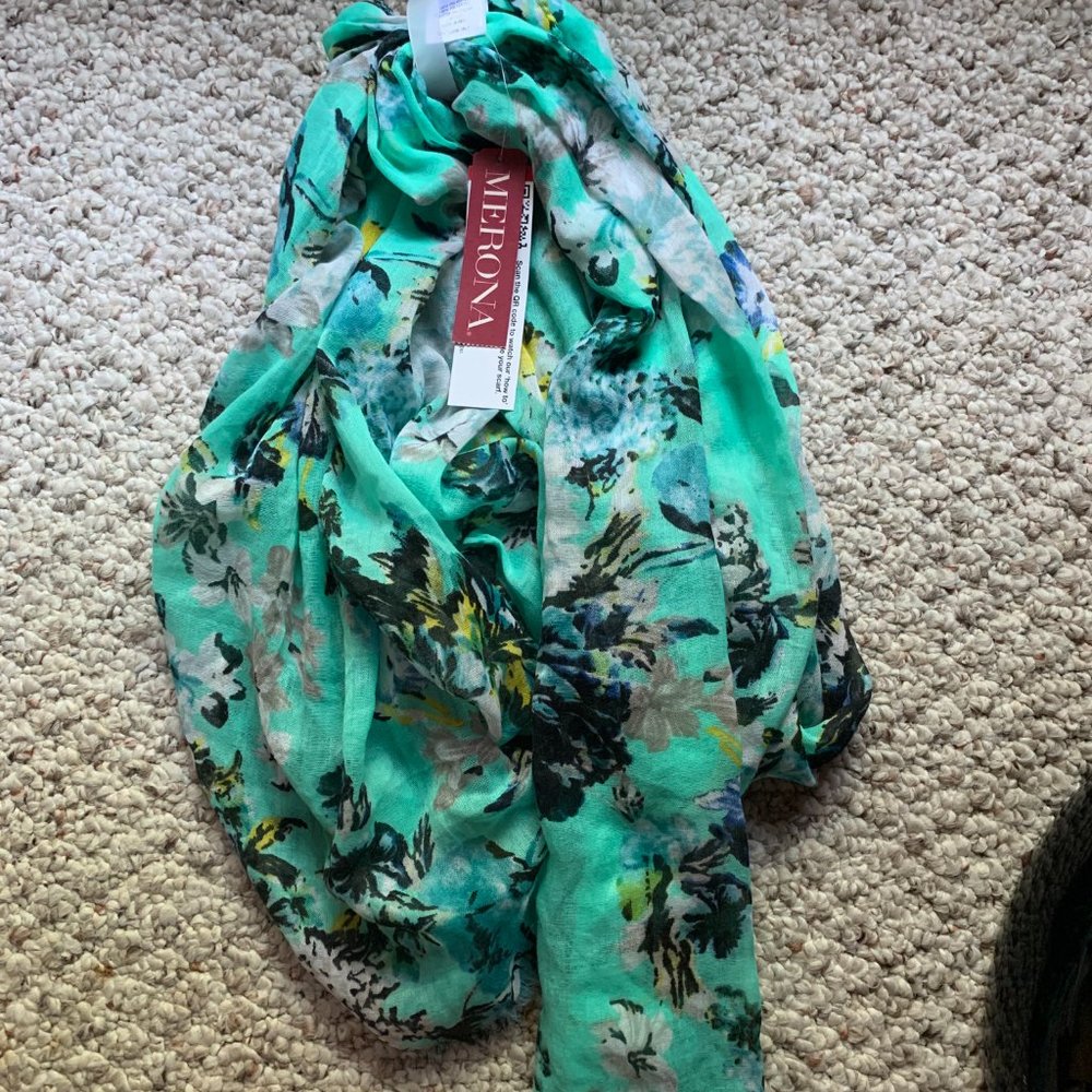 NEW: Merona Mint Floral Scarf Wrap